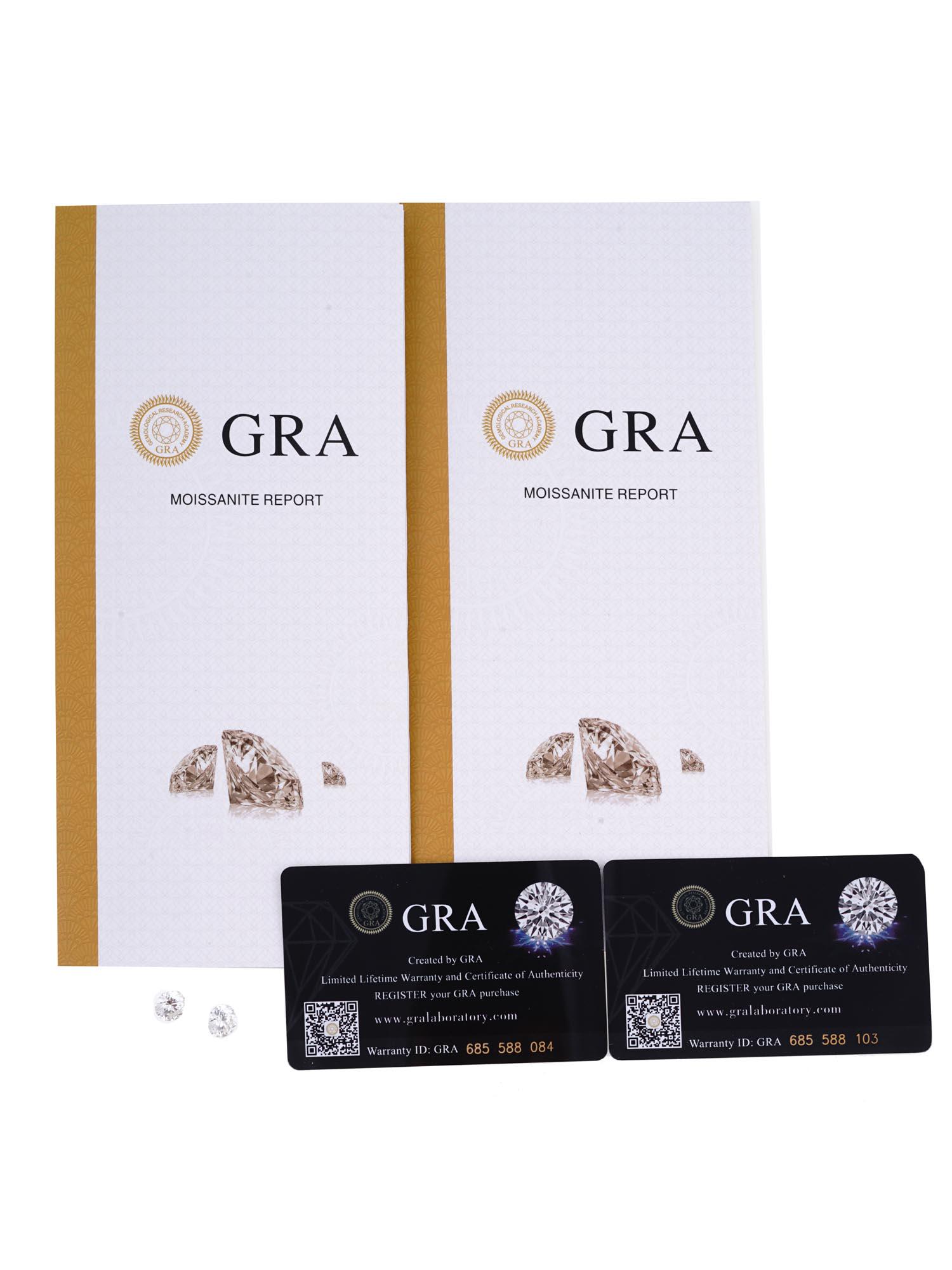 LOT OF TWO 3 CT WEIGHT MOISSANITES W CERTIFICATES (1 of 7)