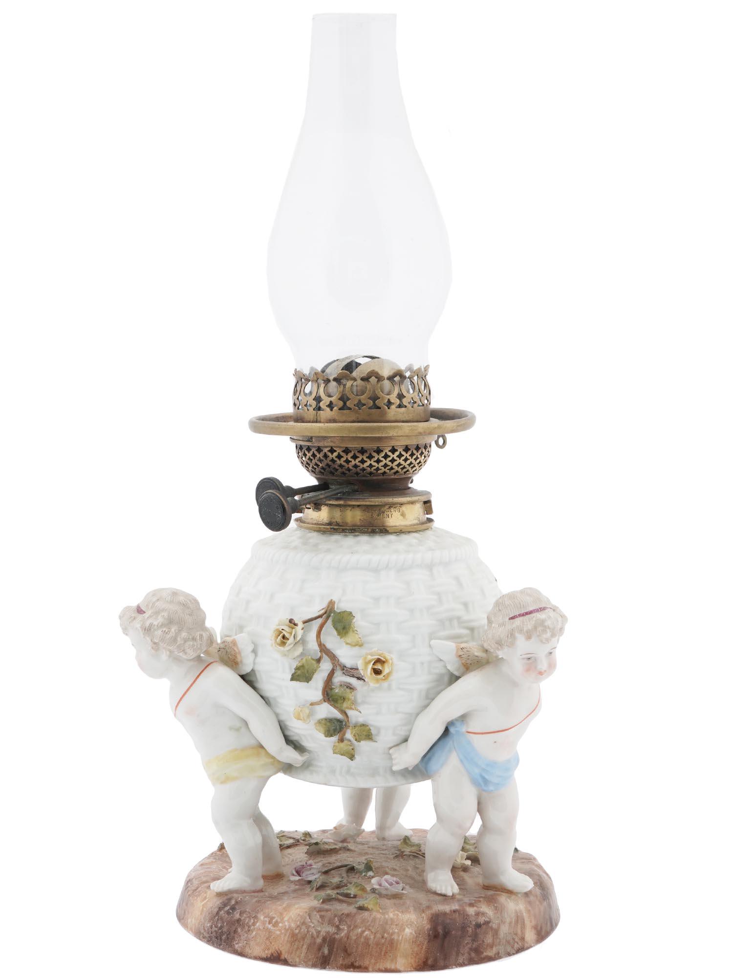 ANTIQUE 19TH C GERMAN PORCELAIN KEROSENE LAMP (1 of 12)