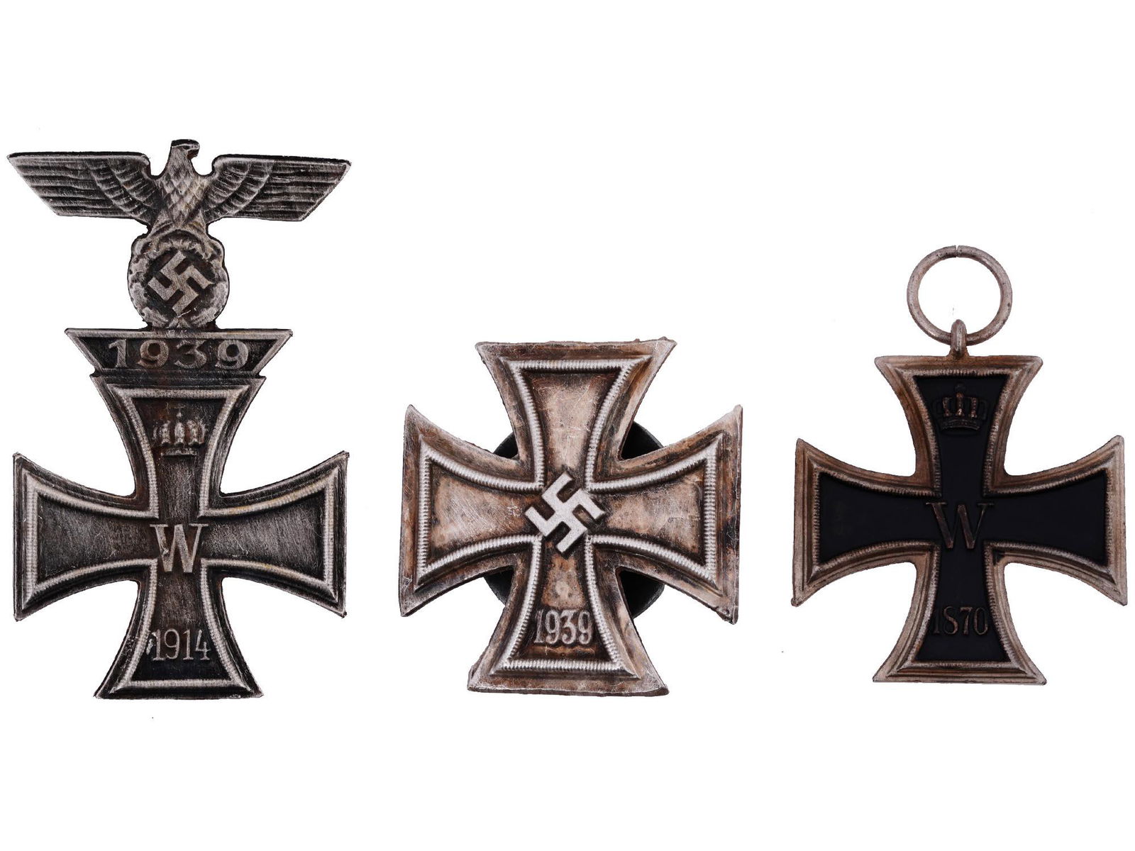 GROUP OF 3 GERMAN WWI IRON CROSSES (1 of 3)