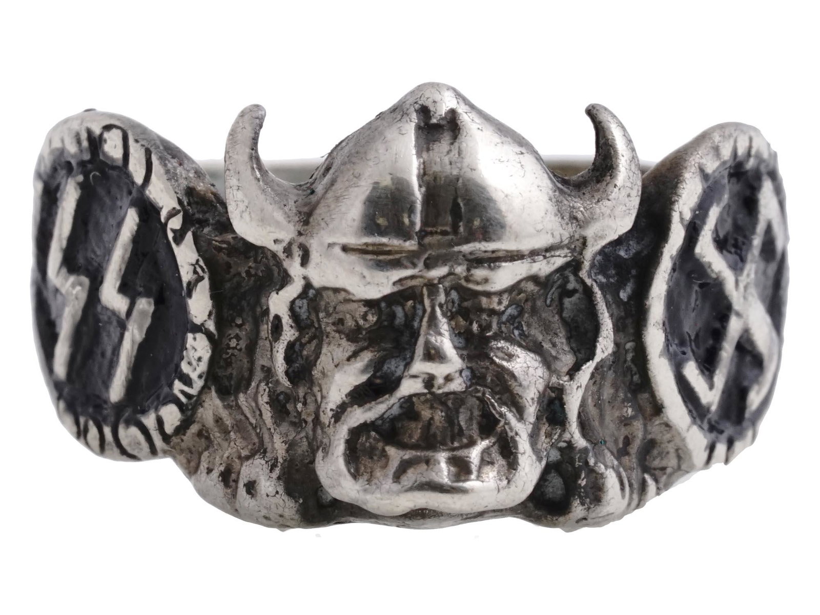 WWII GERMAN THIRD REICH SS 800 SILVER WIKING RING: A WWII Nazi German Third Reich SS Wiking 800 silver ring. The exterior of the ring is engraved and enameled with swastika insignia patterns on the sides, and a relief image of a head of a Viking in th