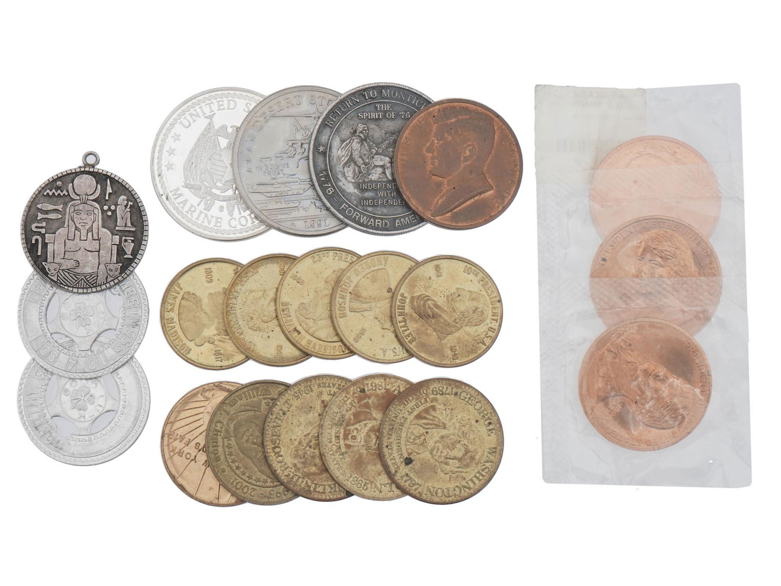 VINTAGE AMERICAN COIN AND TOKEN COLLECTION (1 of 9)