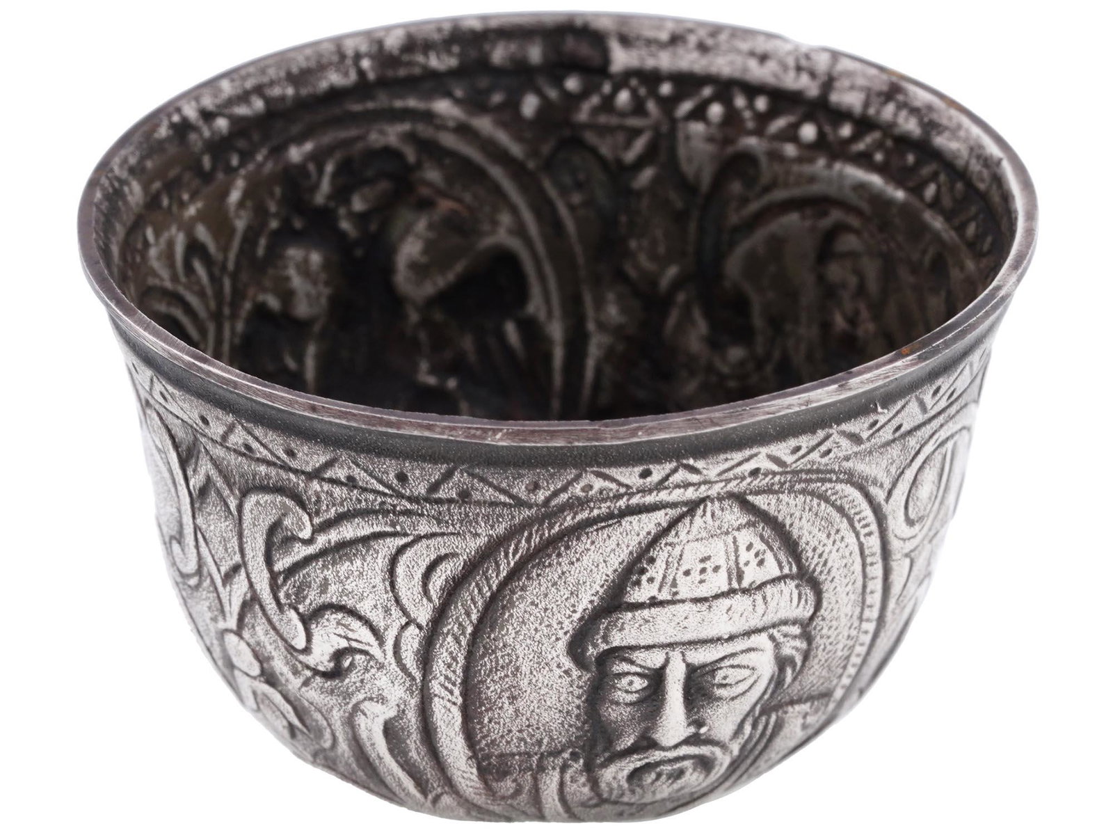 17 CENTURY SMALL RUSSIAN TSAR ENGRAVED SILVER CUP (1 of 6)
