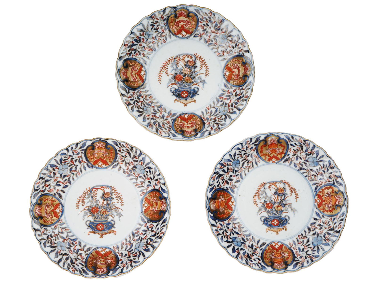 ANTIQUE JAPANESE MEIJI PERIOD PORCELAIN IMARI PLATE SET (1 of 4)