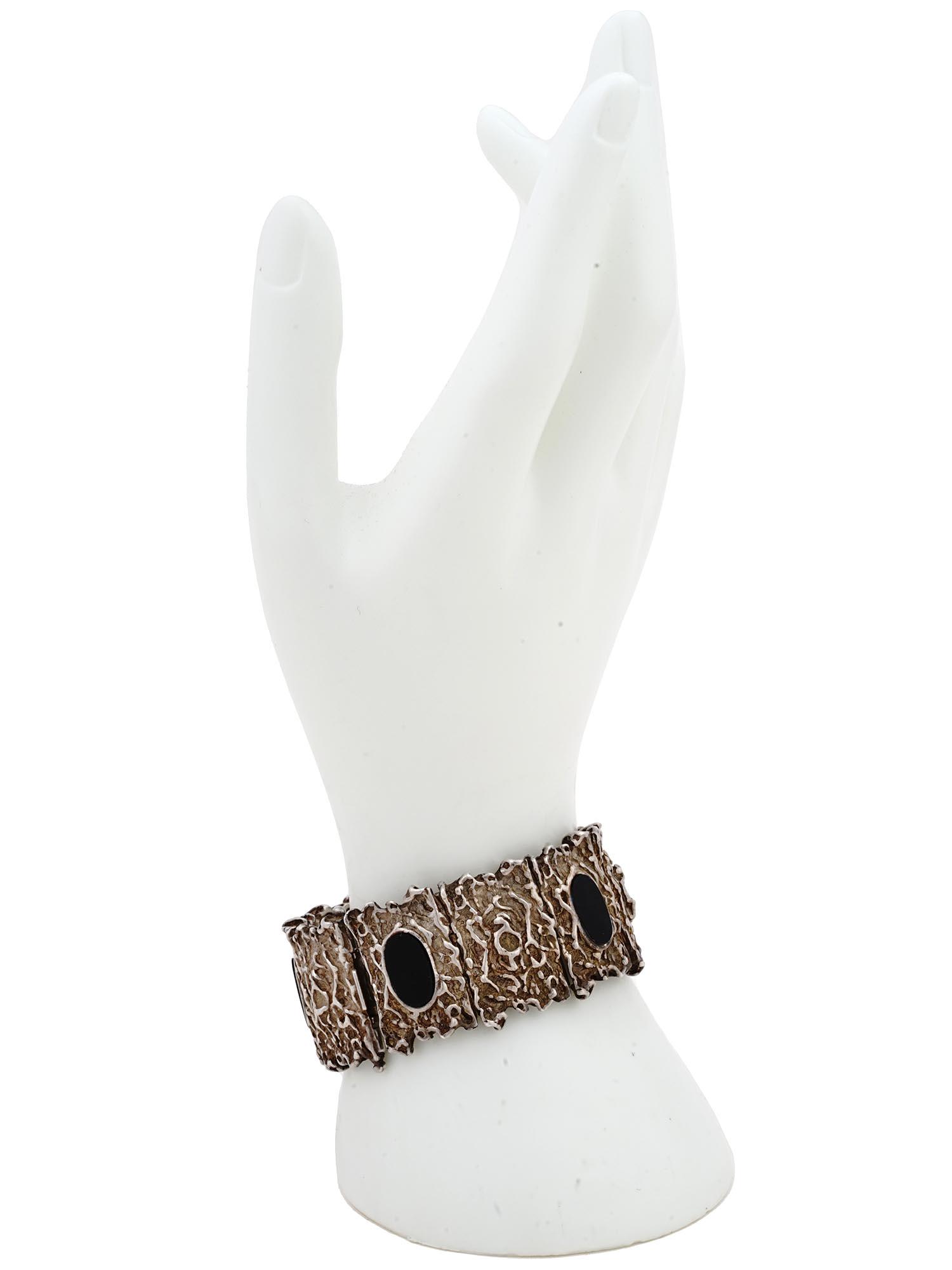 ITALIAN BUCCELLATI STERLING ONYX STONE BRACELET (1 of 5)