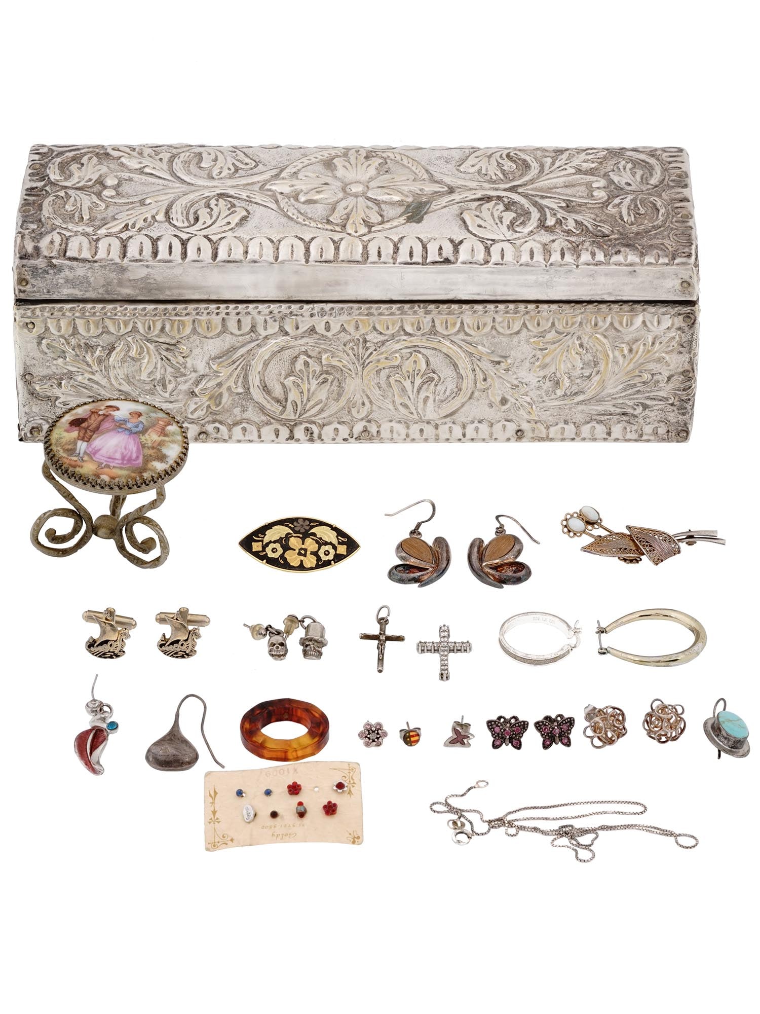 VINTAGE SILVER TRINKET BOX WITH JEWELRY COCKTAIL (1 of 11)