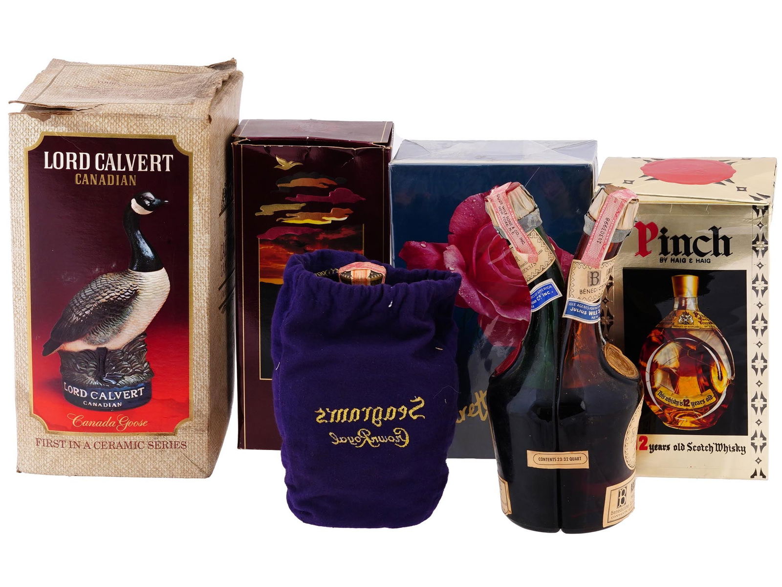 VINTAGE AND INTERNATIONAL LIQUEUR BOTTLES (1 of 10)