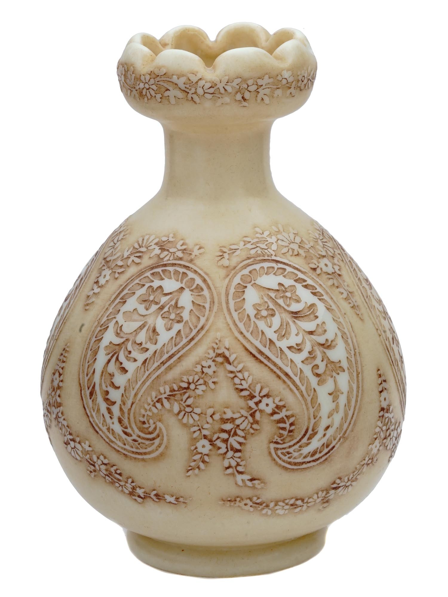 ANTIQUE CAMEO GLASS VASE BY THOMAS WEBB AND SONS: An antique English cream cameo glass vase by Thomas Webb and Sons. The vase is made of cream glass, featuring an opaque white overlay finely cut Paisley, floral, and foliage, and a scalloped mouth. Ma