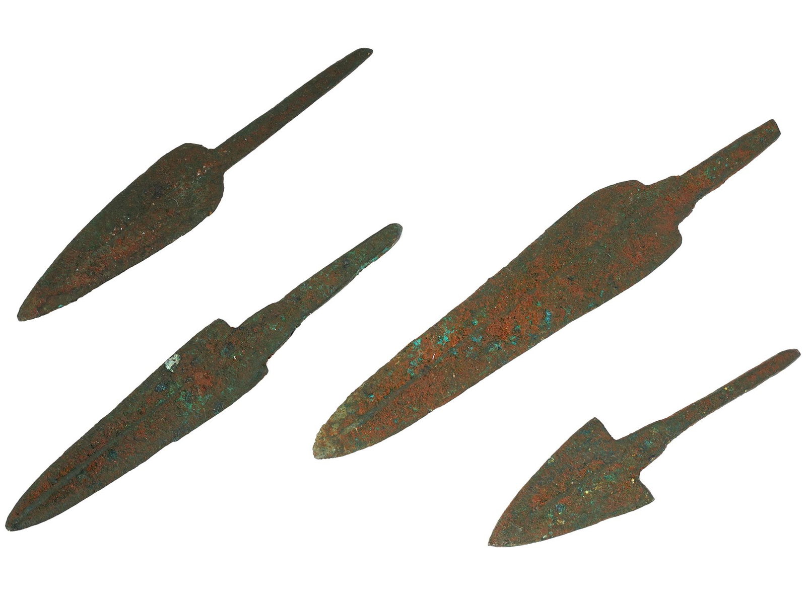 FOUR ANCIENT ROMAN BRONZE ARROWHEADS (1 of 5)