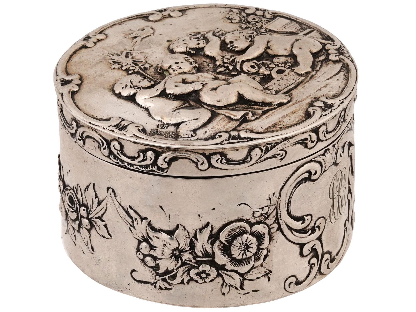 RUSSIAN SILVER LIDDED TRINKET BOX WITH PUTTI (1 of 8)