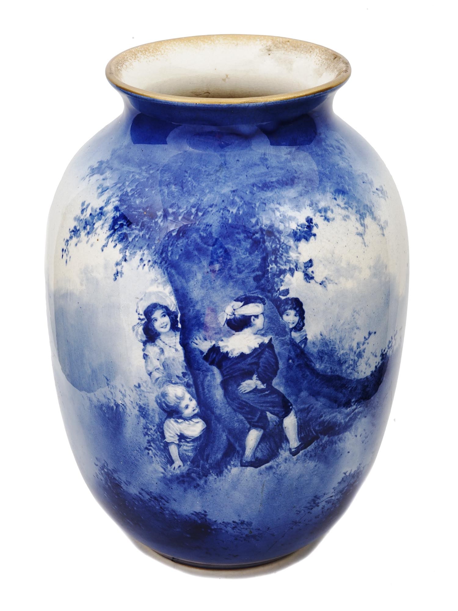 ANTIQUE EDWARDIAN DOULTON PORCELAIN BLUE CHILDREN VASE: An antique Edwardian era porcelain blue children vase. Crafted by the renowned Royal Doulton company, this vase showcases the exquisite craftsmanship and attention to detail for which the brand is kno