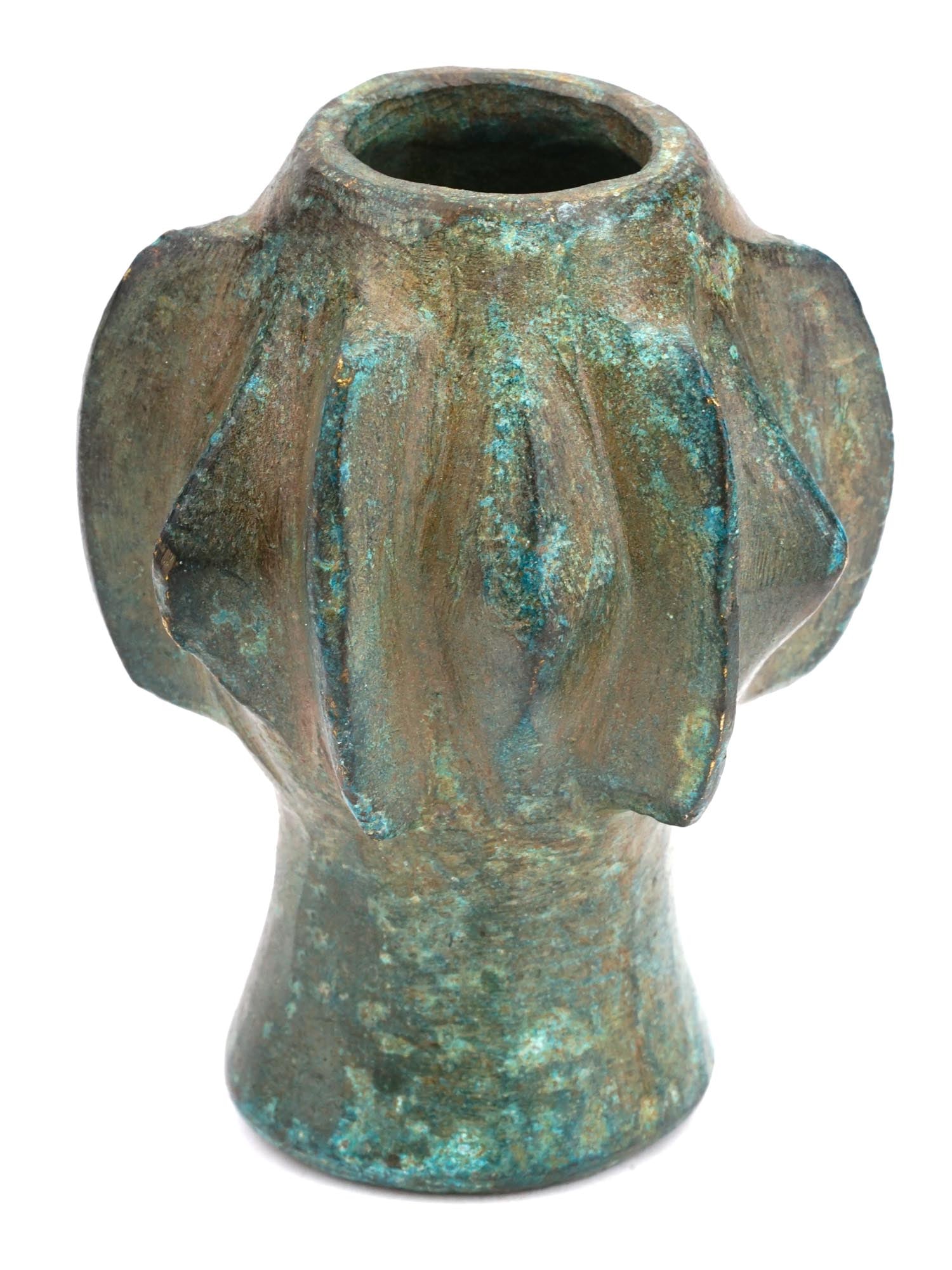 ANCIENT ANATOLIAN PENINSULA BRONZE AGE MACE TOOL: An ancient Bronze Age mace tool, originating from the Anatolian Peninsula and dating back to approximately 1,000 BC. This mace tool, with its characteristic design, showcases the craftsmanship and met