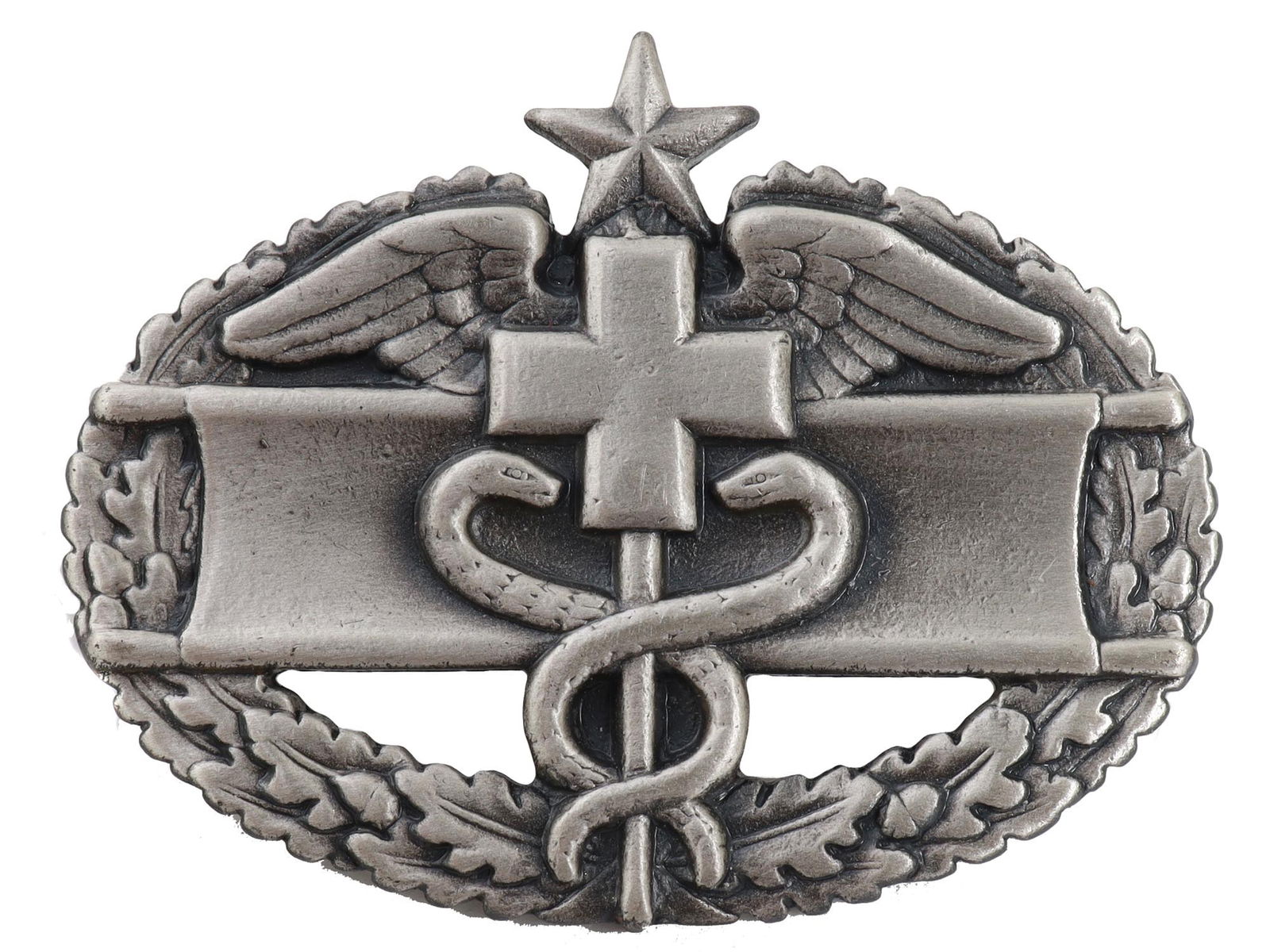 WORLD WAR II U.S ARMY COMBAT MEDICAL BADGE (1 of 2)