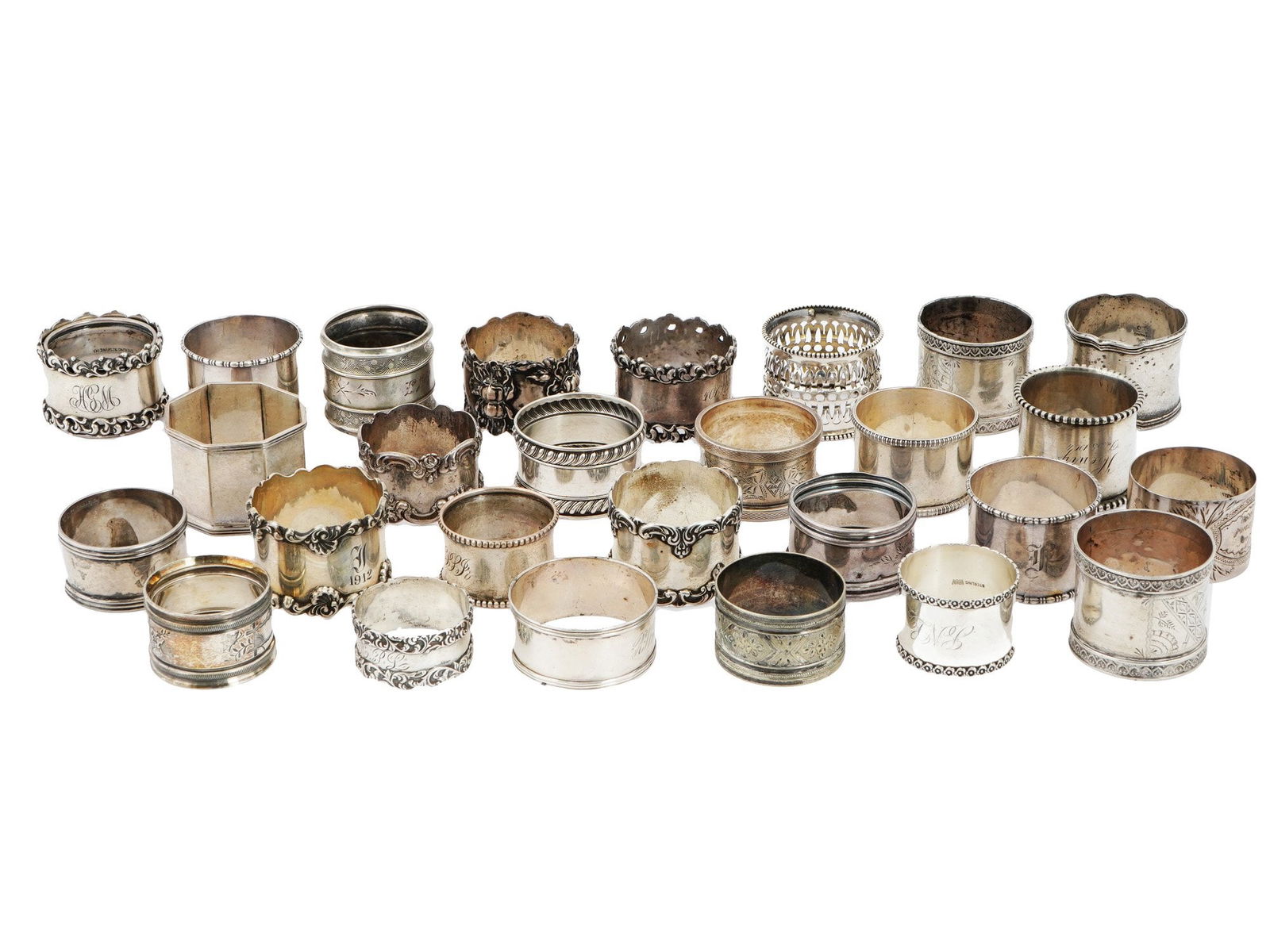 LARGE SET OF ANTIQUE SILVER NAPKIN RINGS C 1900 (1 of 12)