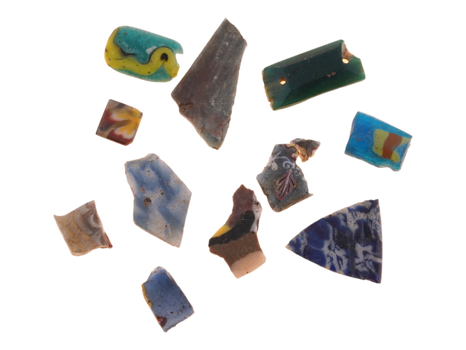 GROUP OF ANCIENT MILLEFIORI ROMAN GLASS FRAGMENTS (1 of 8)