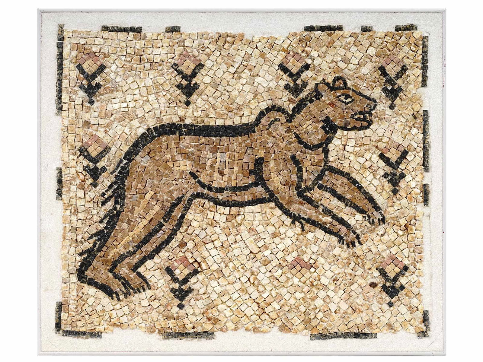 ANCIENT WEST ROMAN BYZANTINE EMPIRE MOSAIC OF BEAR (1 of 5)