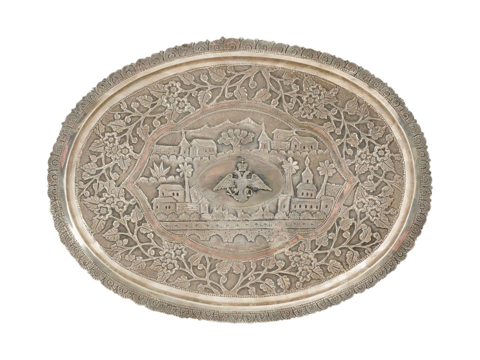 RUSSIAN IMPERIAL SILVER HAND HAMMERED DECORATIVE TRAY (1 of 6)