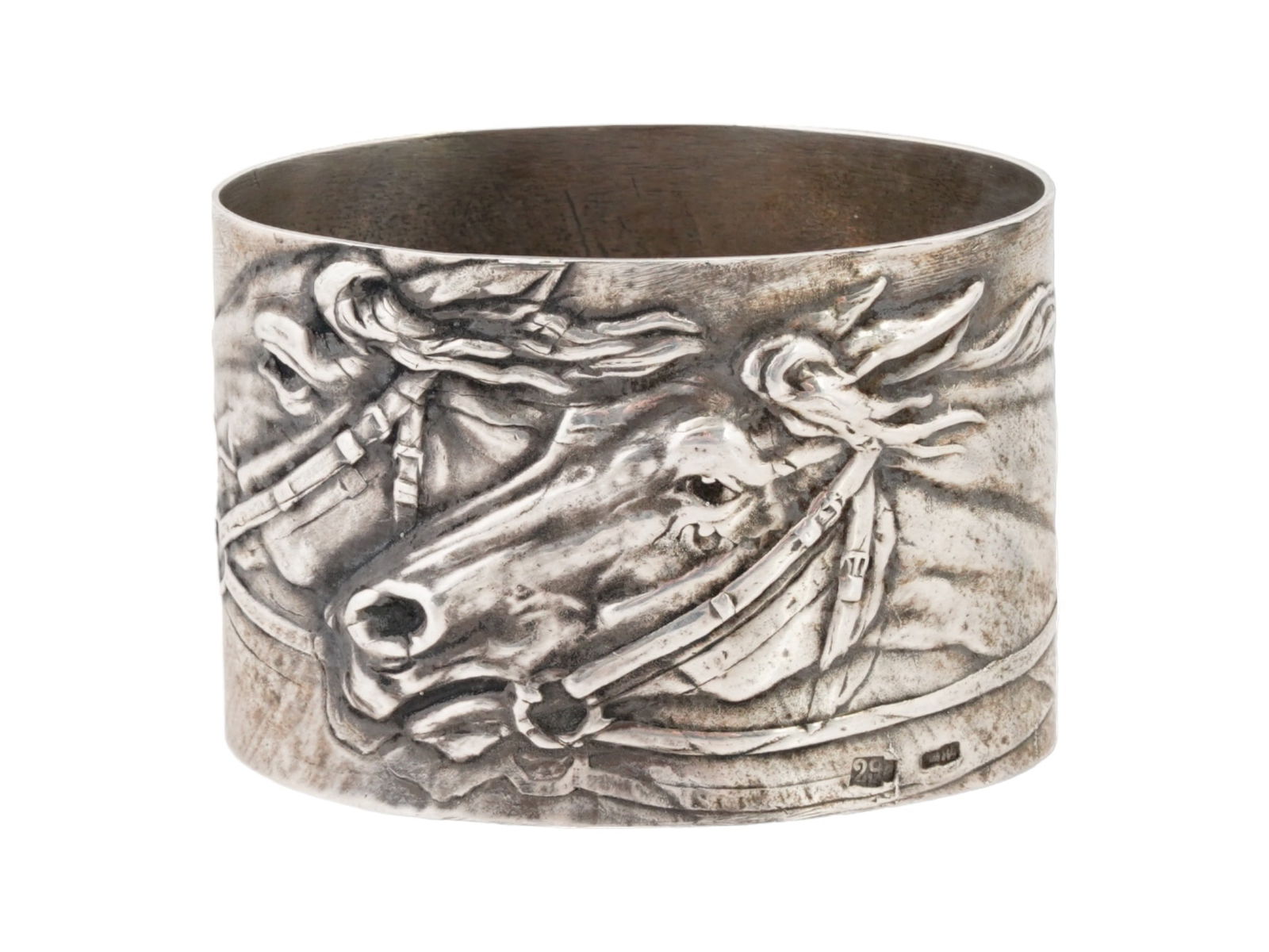 REPOUSSE RUSSIAN SILVER NAPKIN RING WITH HORSES (1 of 7)