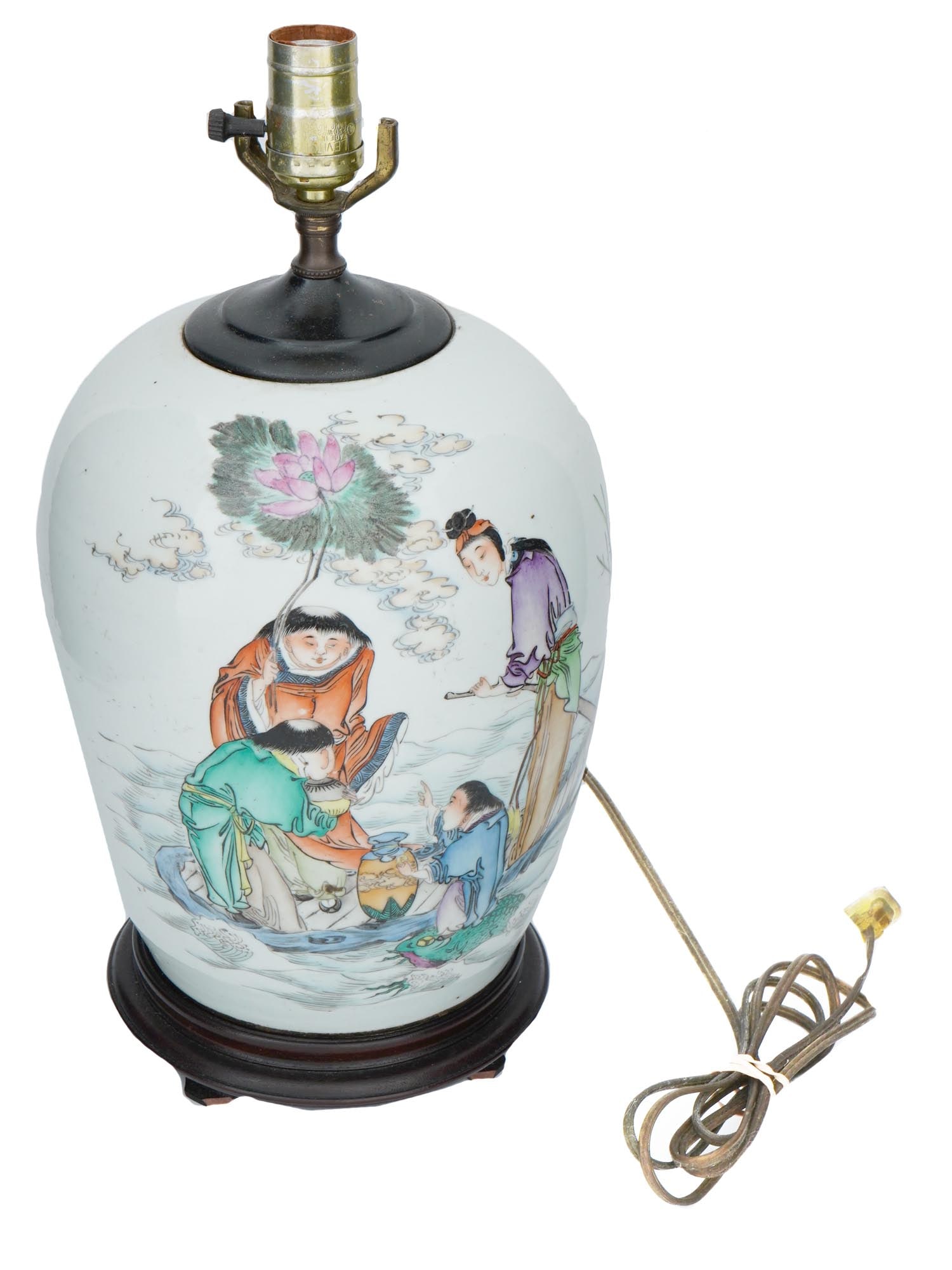 ANTIQUE CHINESE HAND PAINTED PORCELAIN JAR LAMP (1 of 7)