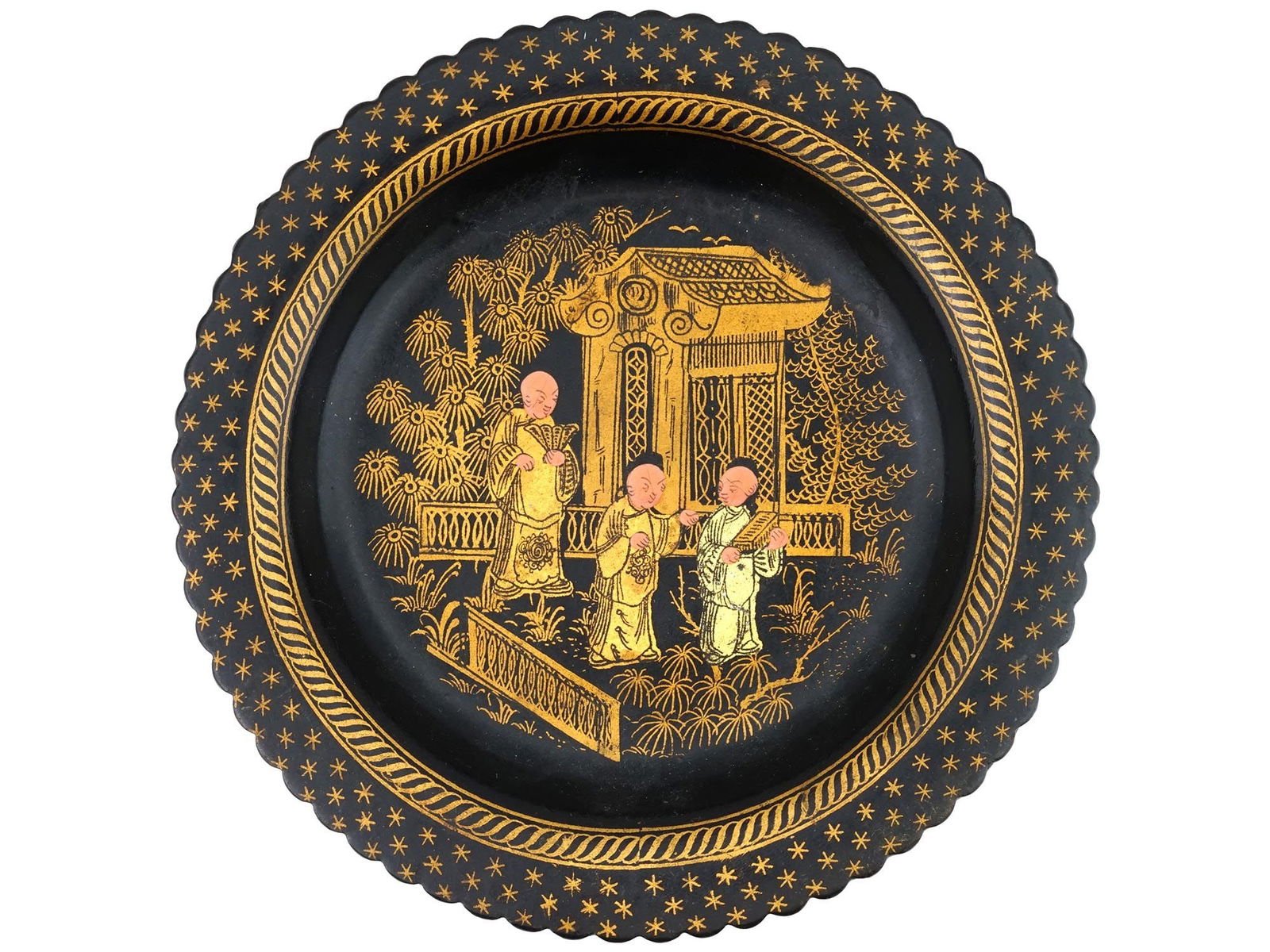 EARLY 20TH C FRENCH CHINOISERIE LACQUERED PLATE (1 of 4)