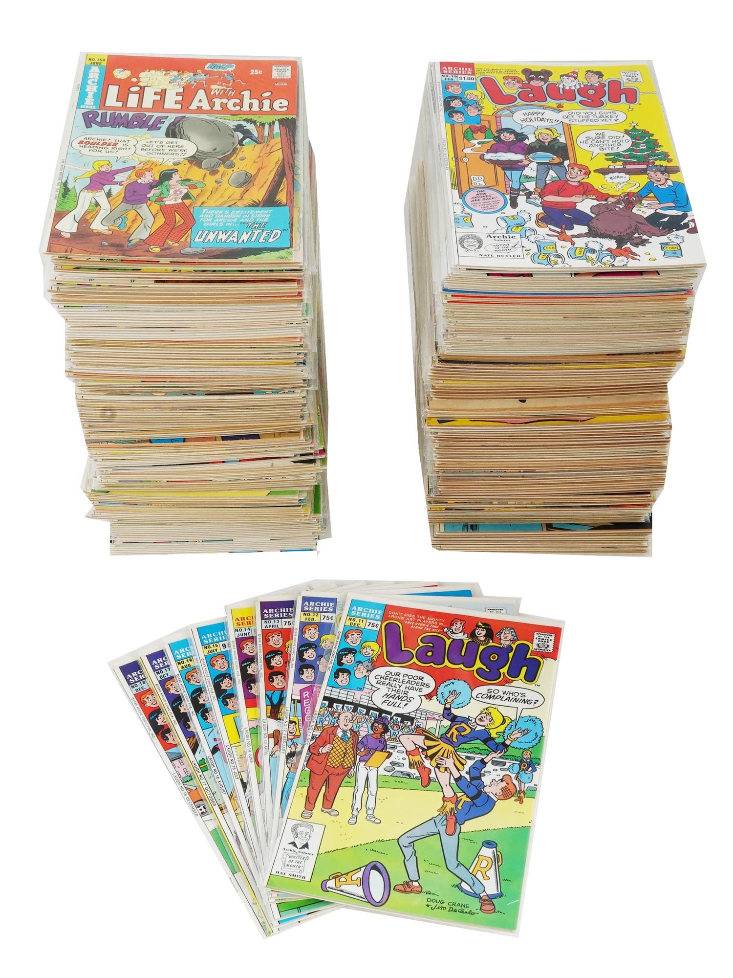 LARGE COLLECTION OF ARCHIE ILLUSTRATION COMICS BOOKS (1 of 4)