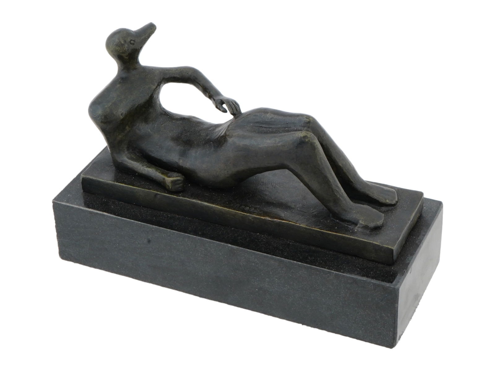 RECLINING FIGURE BRONZE SCULPTURE BY HENRY MOORE (1 of 11)