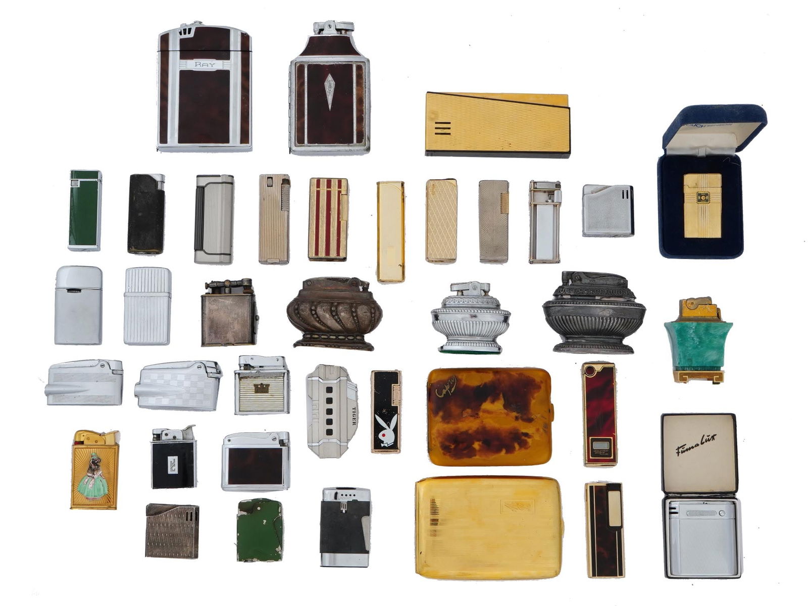 LOT OF 37 VINTAGE LIGHTERS AND CIGARETTE CASES (1 of 12)