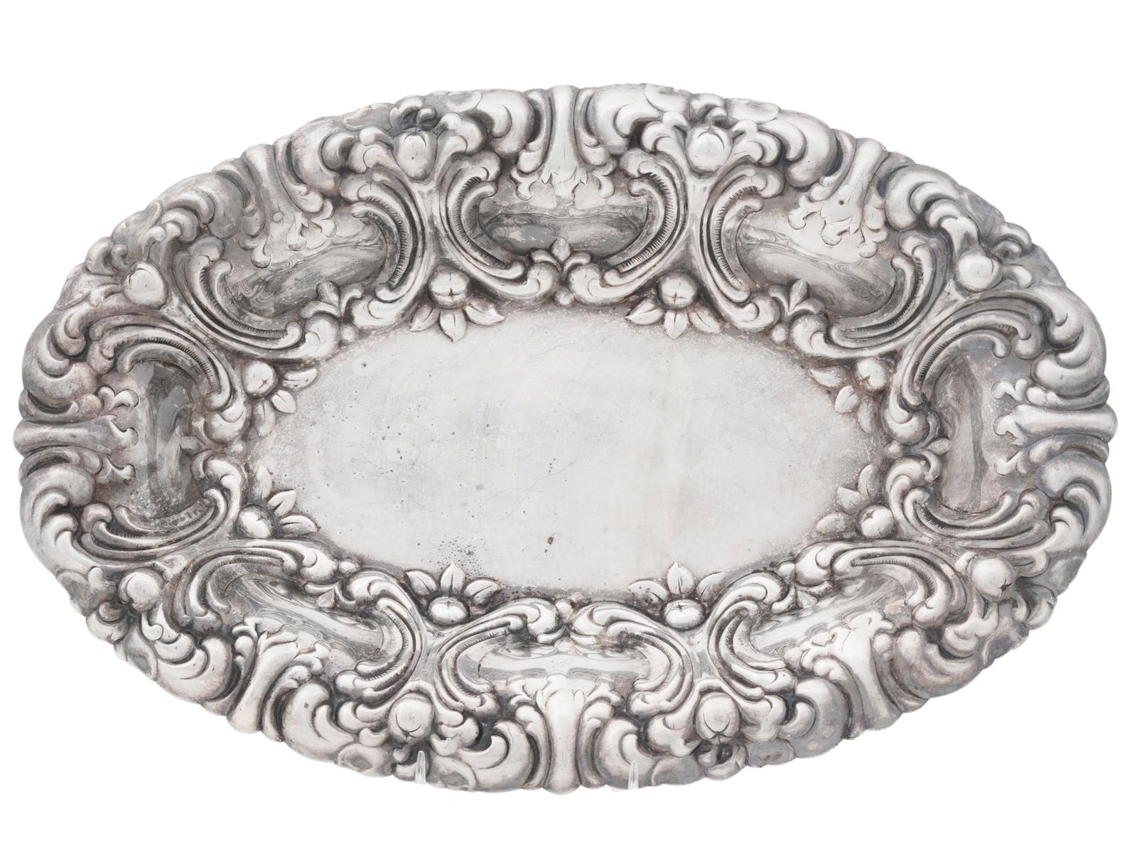 VINTAGE AMERICAN GORHAM REPOUSSE SILVER PLATE TRAY (1 of 5)