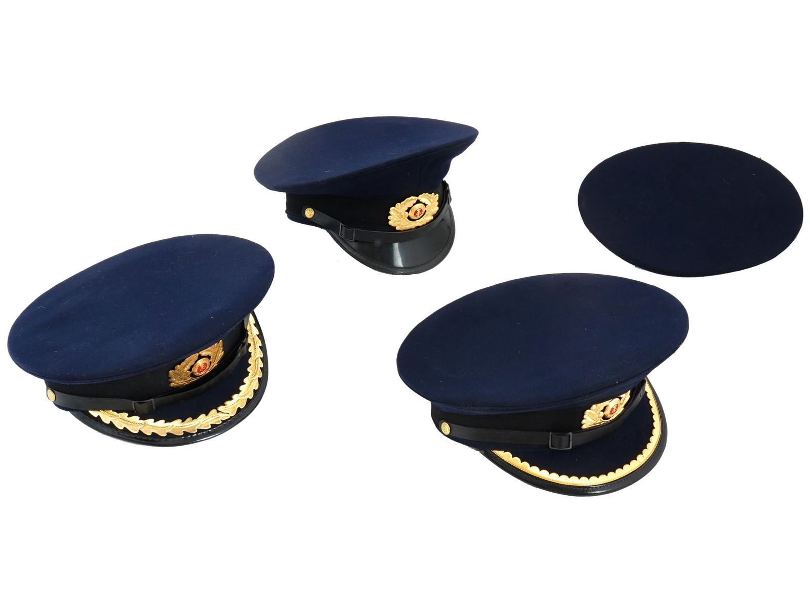 GDR EAST GERMAN NAVY OFFICERS VISOR CAPS AND BERET (1 of 9)