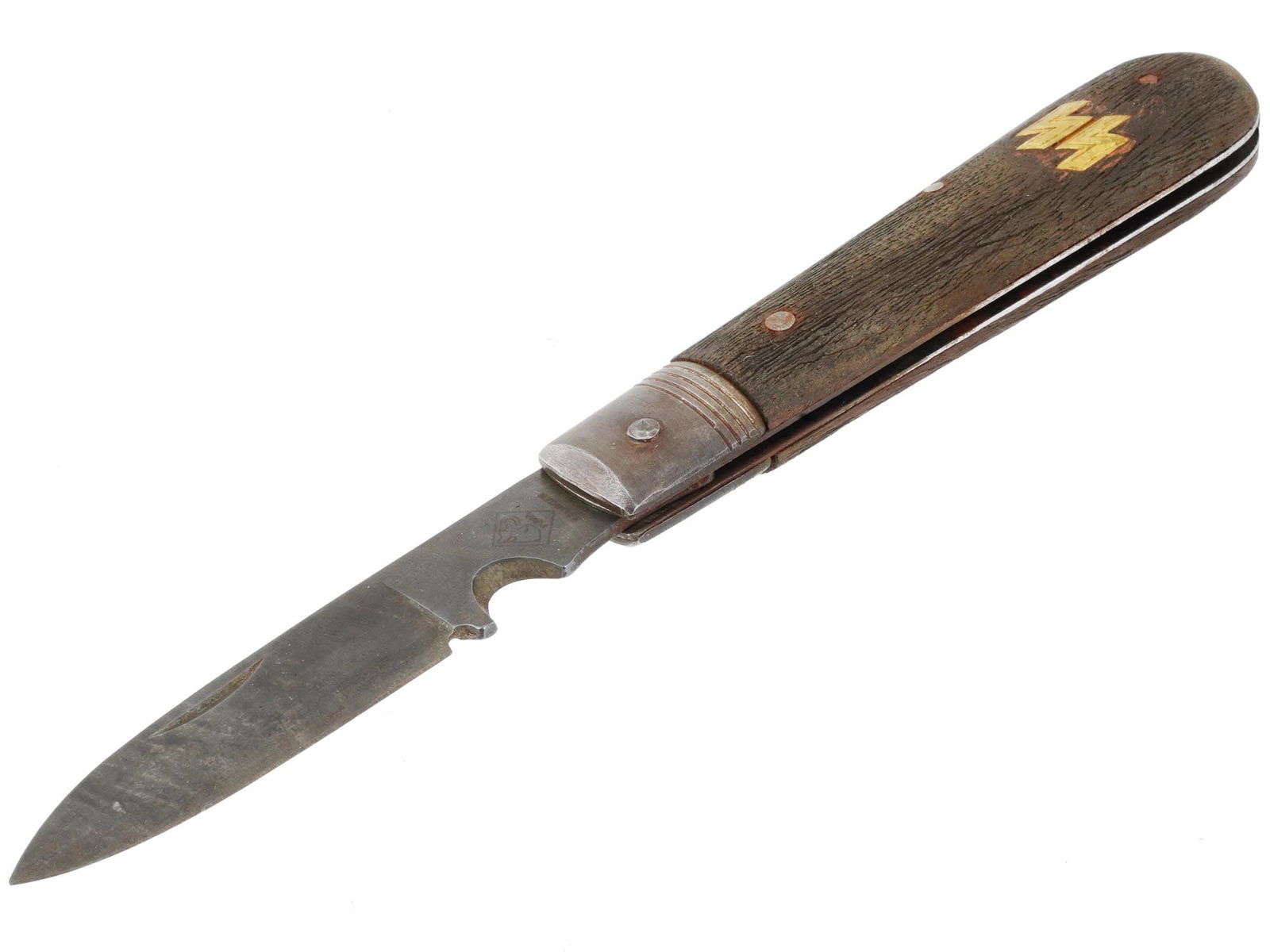 GERMAN WWII WAFFEN SS POCKET KNIFE BY PUMA SOLINGEN: A World War II Nazi German stainless steel pocket knife with wooden body. SS emblem inlay on the handle. Marked RZM M7-27, Puma Solingen on the blade. Historical Collectables, Weaponry And Armour, Mil