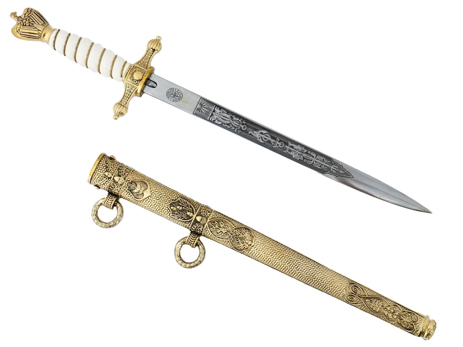 WWII GERMAN KRIEGSMARINE DAGGER BY HORSTER SOLINGEN: A WWII Nazi German Third Reich Kriegsmarine Admirals dagger. The grip is covered with white cellulose and decorated with a gilt brass wired bound. The figural pommel features a gilt brass eagle swasti