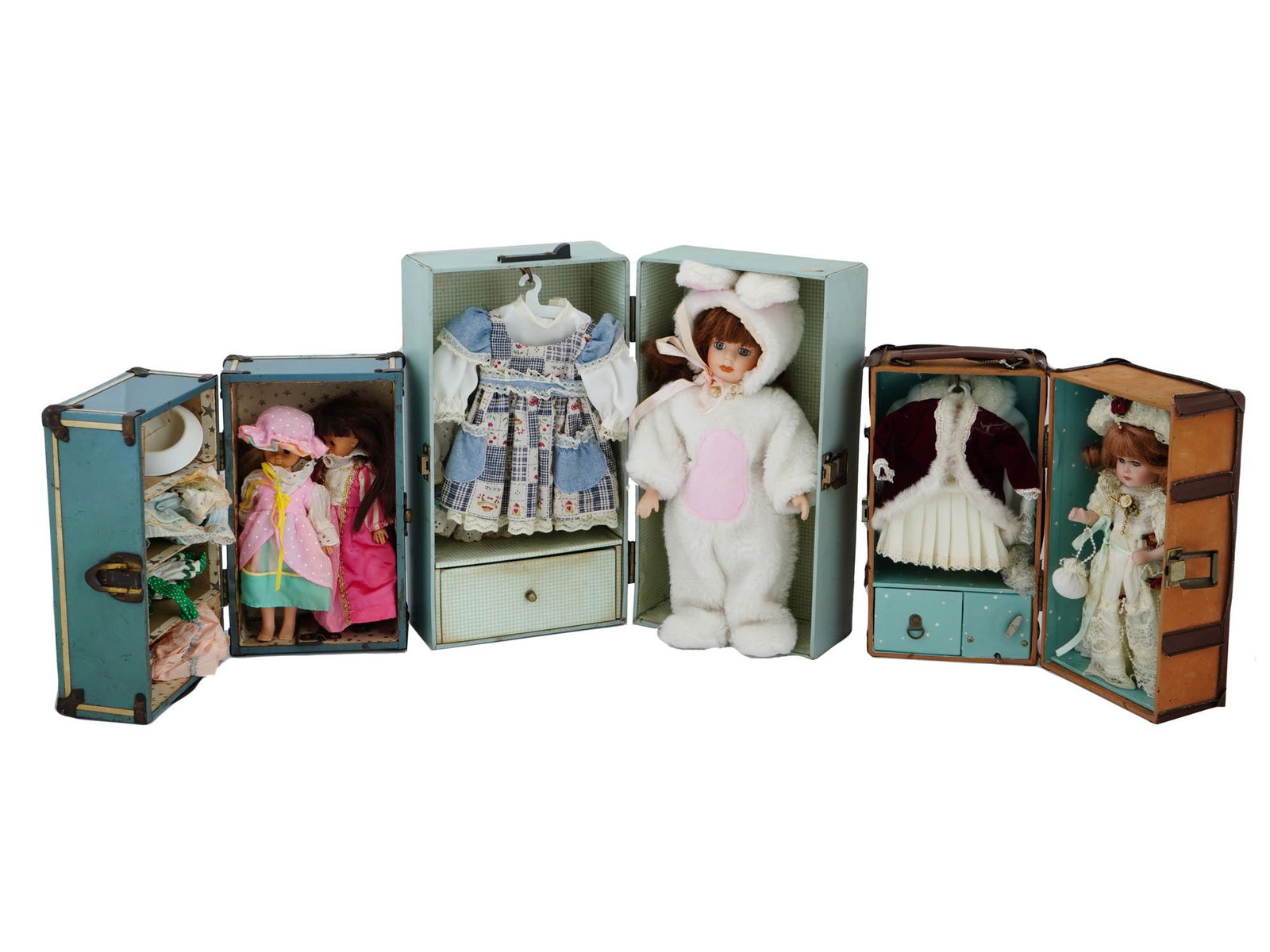 COLLECTION OF VINTAGE PORCELAIN DOLLS WITH CASES (1 of 7)