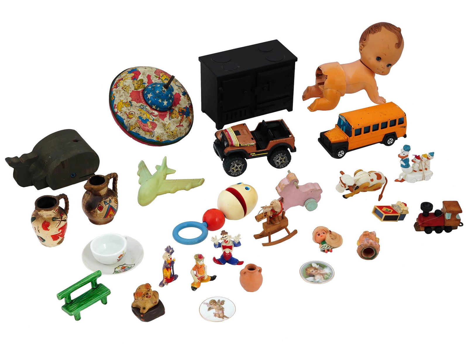COLLECTION OF VINTAGE CHILDRENS TOYS AND DOLLS (1 of 12)