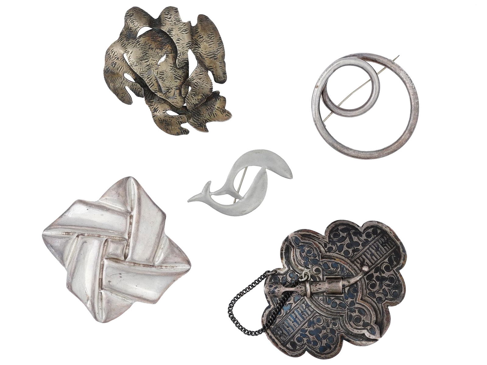 CAUCASIAN SILVER BELT BUCKLE AND DESIGNER BROOCHES (1 of 10)