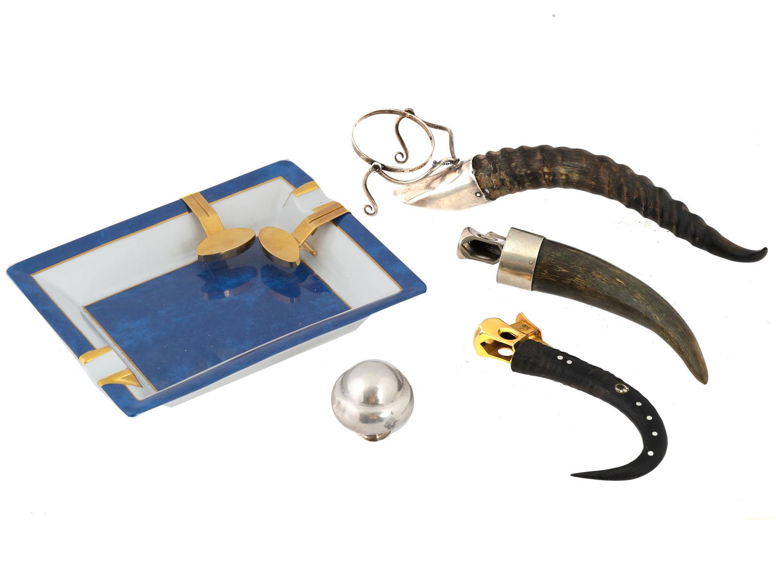 SMOKING ACCESSORIES DUPONT ASHTRAY CIGAR CUTTERS (1 of 12)