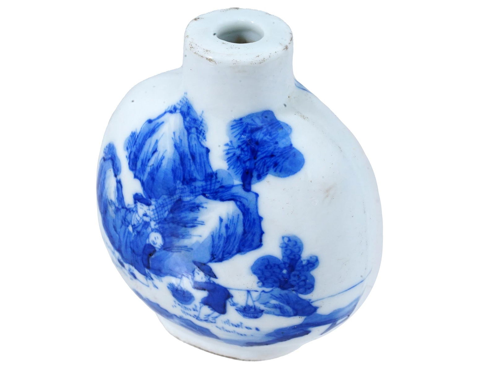 ANTIQUE CHINESE BLUE WHITE PORCELAIN SNUFF BOTTLE: An antique Chinese blue and white porcelain snuff bottle, adorned with a scene of a meeting of people in the mountains on one side and a horse ride on the other. The blue and white motif, synonymous w