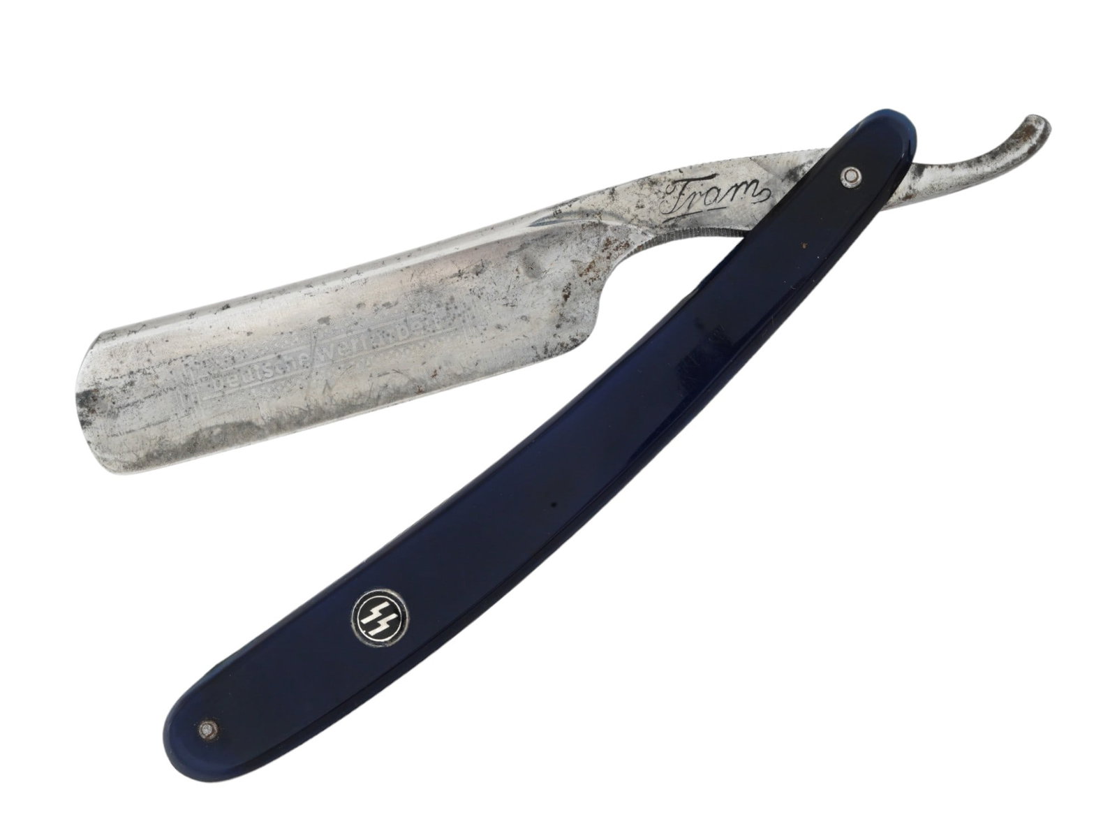 WWII TYPE GERMAN NSDAP STRAIGHT SHAVING RAZOR: A WWII type Nazi German Third Reich NSDAP straight shaving razor. The handle features a synthetic base, adorned with an overlay depicting double lightning SS bolts. Marked on a ricasso. Second World W