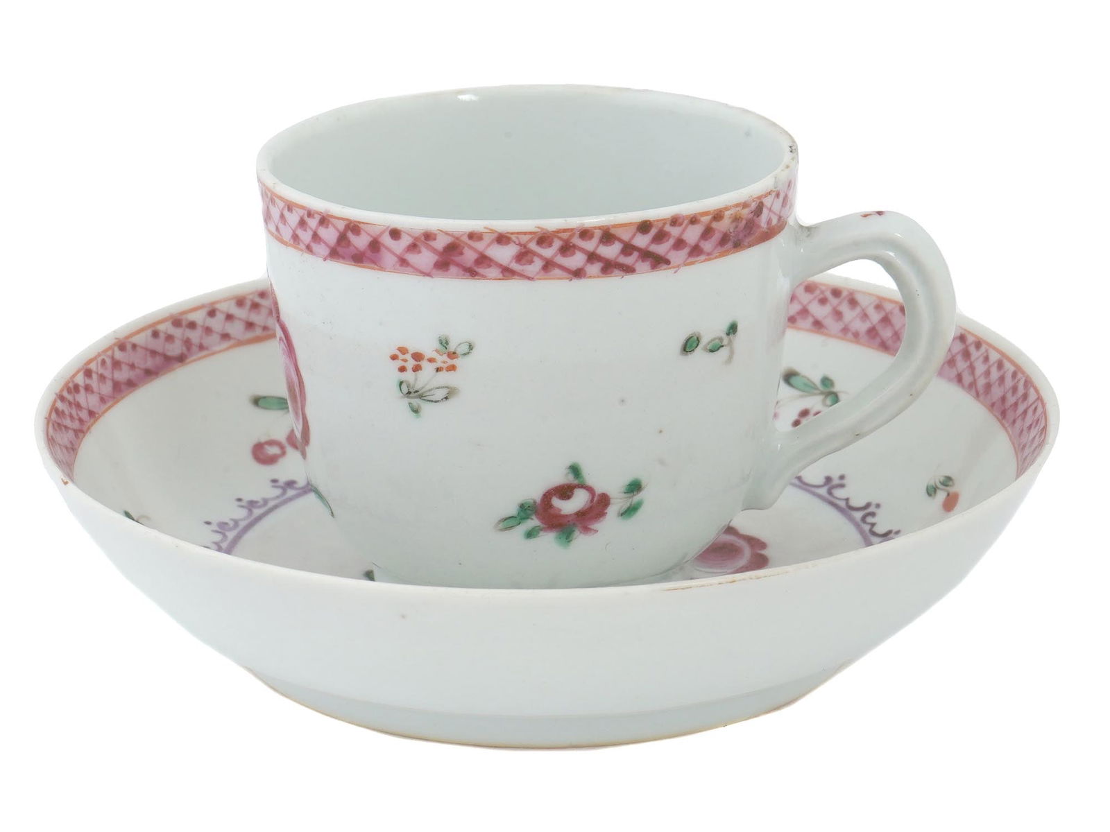 ANTIQUE 18TH C CHINESE EXPORT PORCELAIN CUP AND SAUCER: An antique 18th century Chinese export porcelain tea cup and saucer decorated in a rich famille rose palette with flowers. Apparently unmarked. Asian Porcelain Tableware And Serveware, Decorative Anti