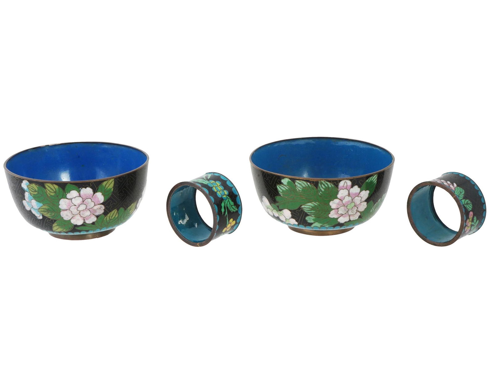 CHINESE CLOISONNE ENAMEL BOWLS AND NAPKIN RINGS SET (1 of 8)