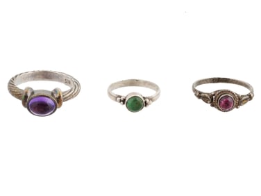 THREE VINTAGE STERLING SILVER RINGS WITH STONES