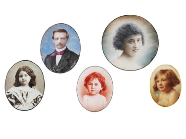 FIVE ANTIQUE ENAMEL MINIATURE PORTRAIT PLAQUES