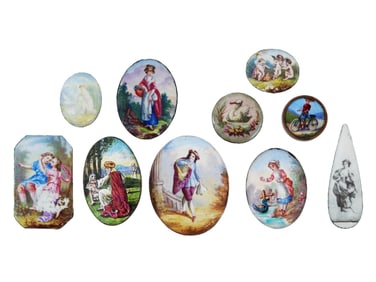 VINTAGE COLLECTION MIXED EUROPEAN ENAMEL PLAQUES