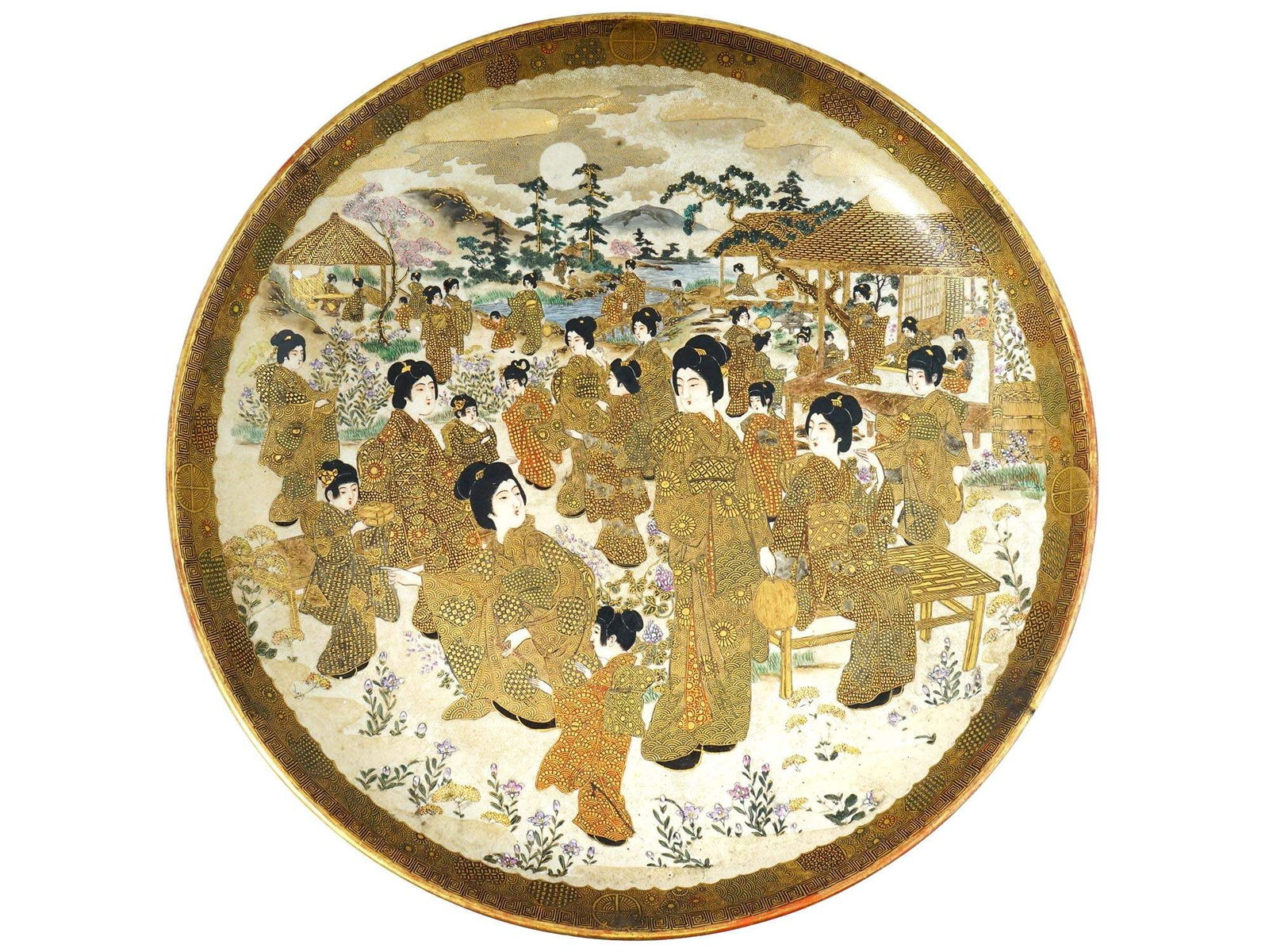 ANTIQUE JAPANESE SHIMAZU SATSUMA POTTERY CHARGER (1 of 10)