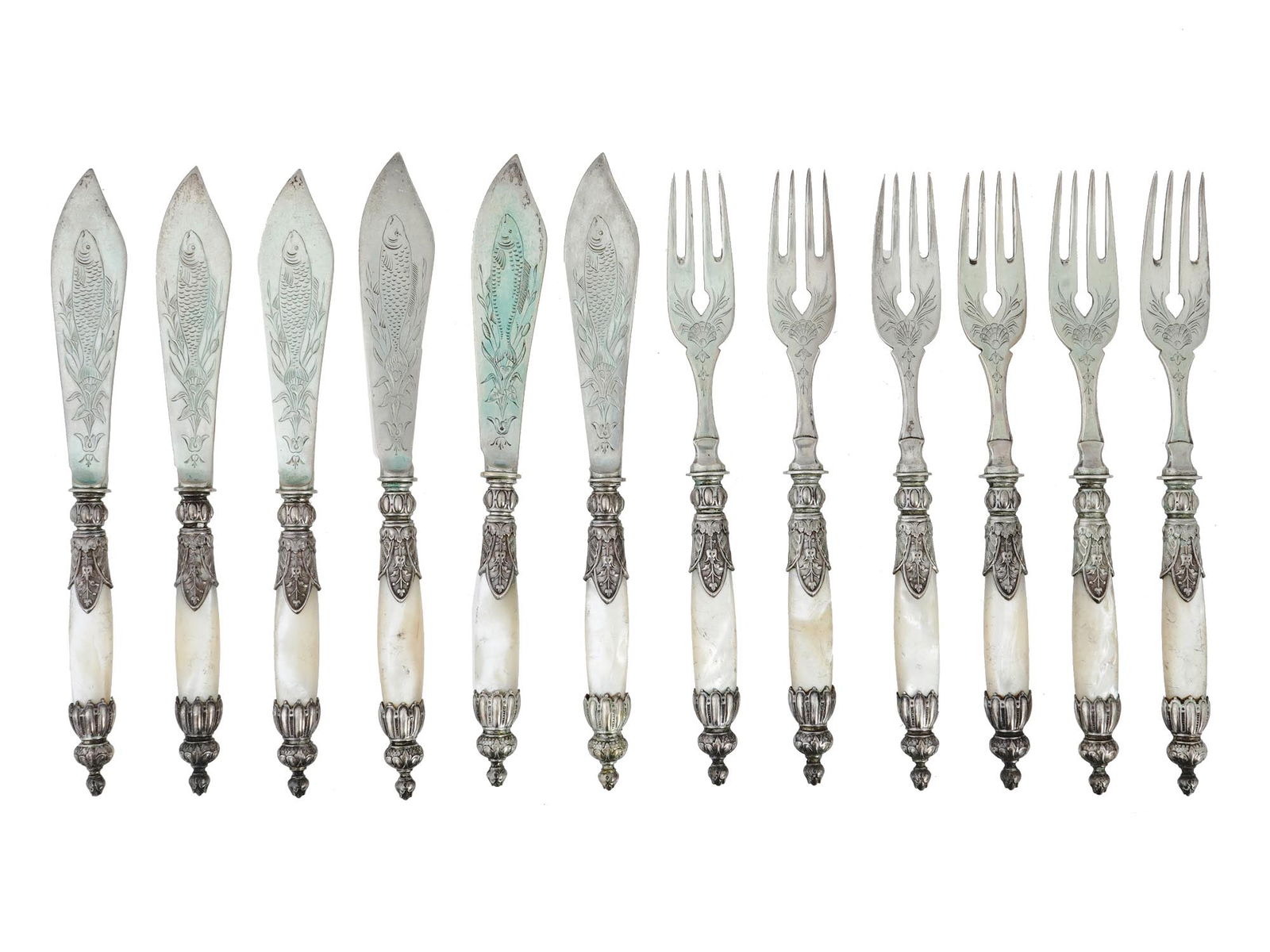 ANTIQUE GERMAN SILVER MOTHER OF PEARL CUTLERY SET (1 of 4)