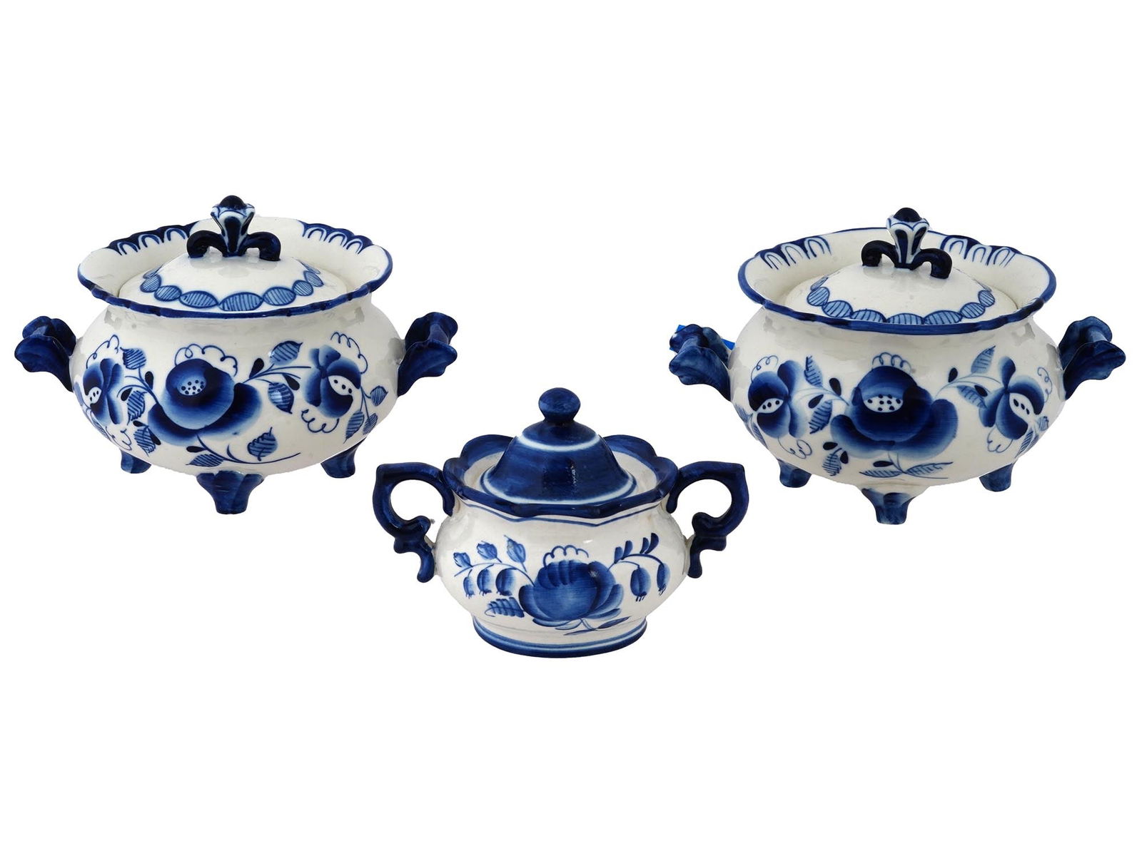 THREE RUSSIAN SOVIET PORCELAIN GZHEL SUGAR BOWLS (1 of 8)