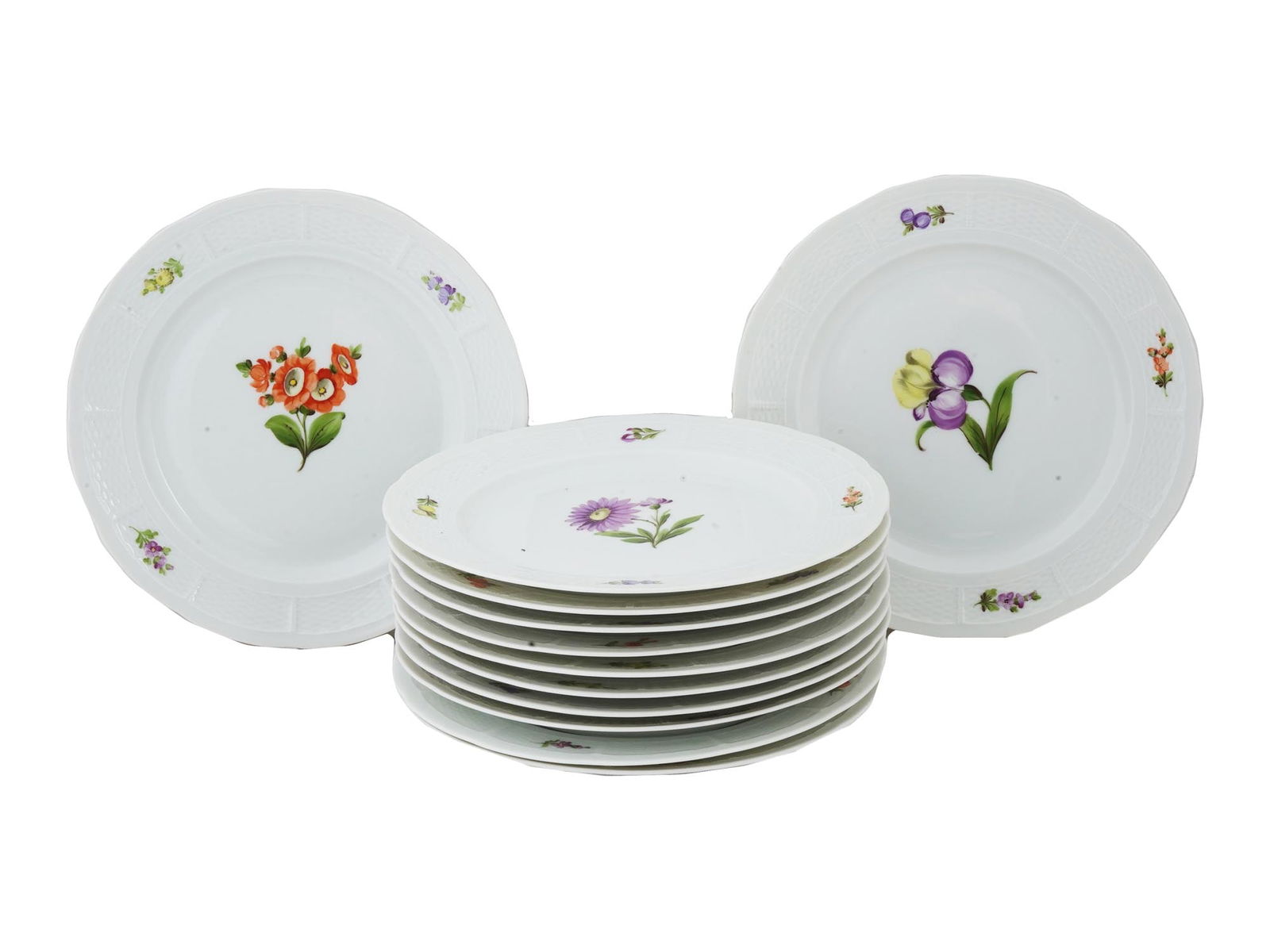 ANTIQUE GERMAN NYMPHENBURG PORCELAIN PLATES SET (1 of 11)