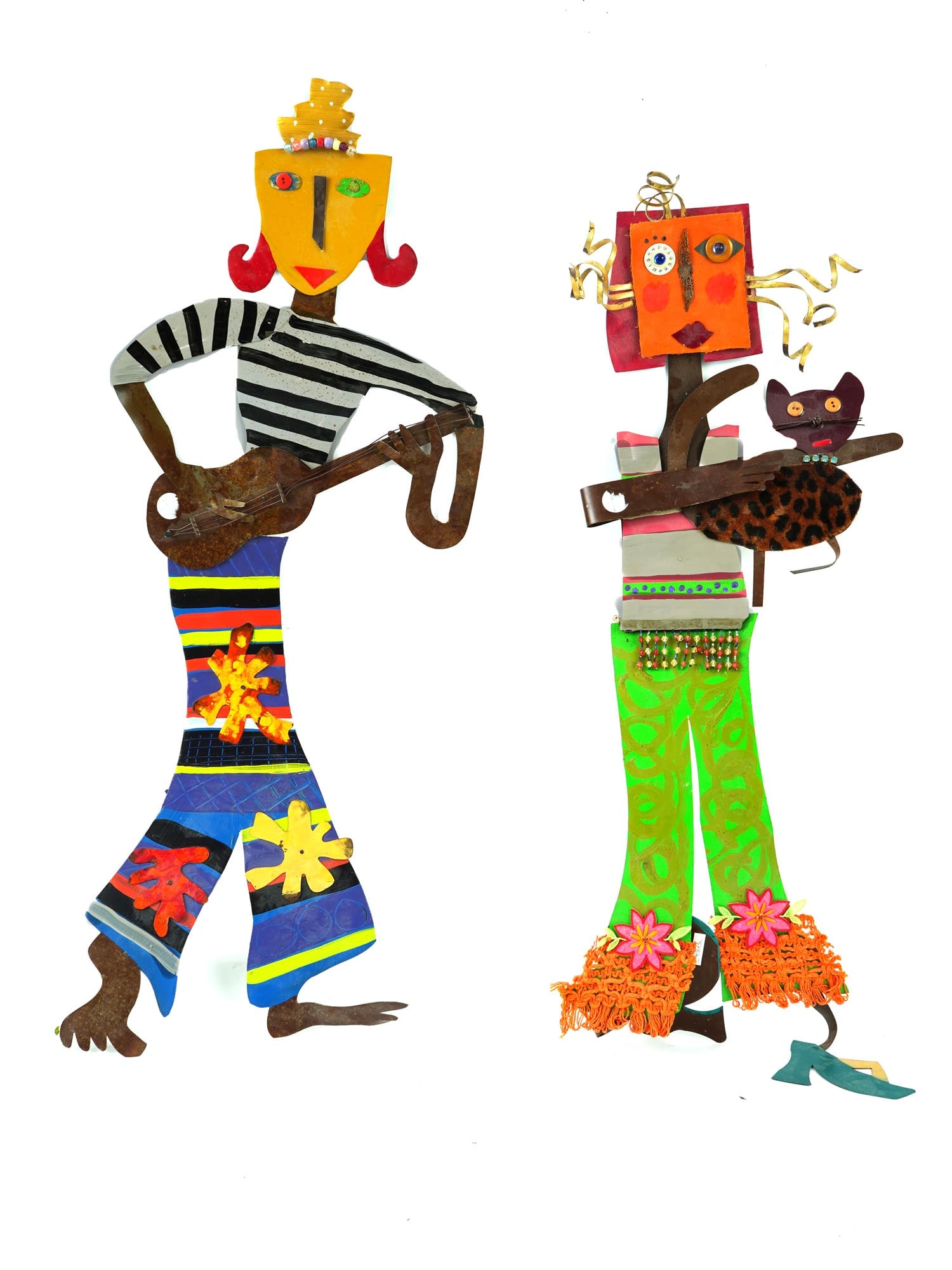 TWO VINTAGE METAL ABSTRACT WALL FIGURINES 2004 (1 of 8)