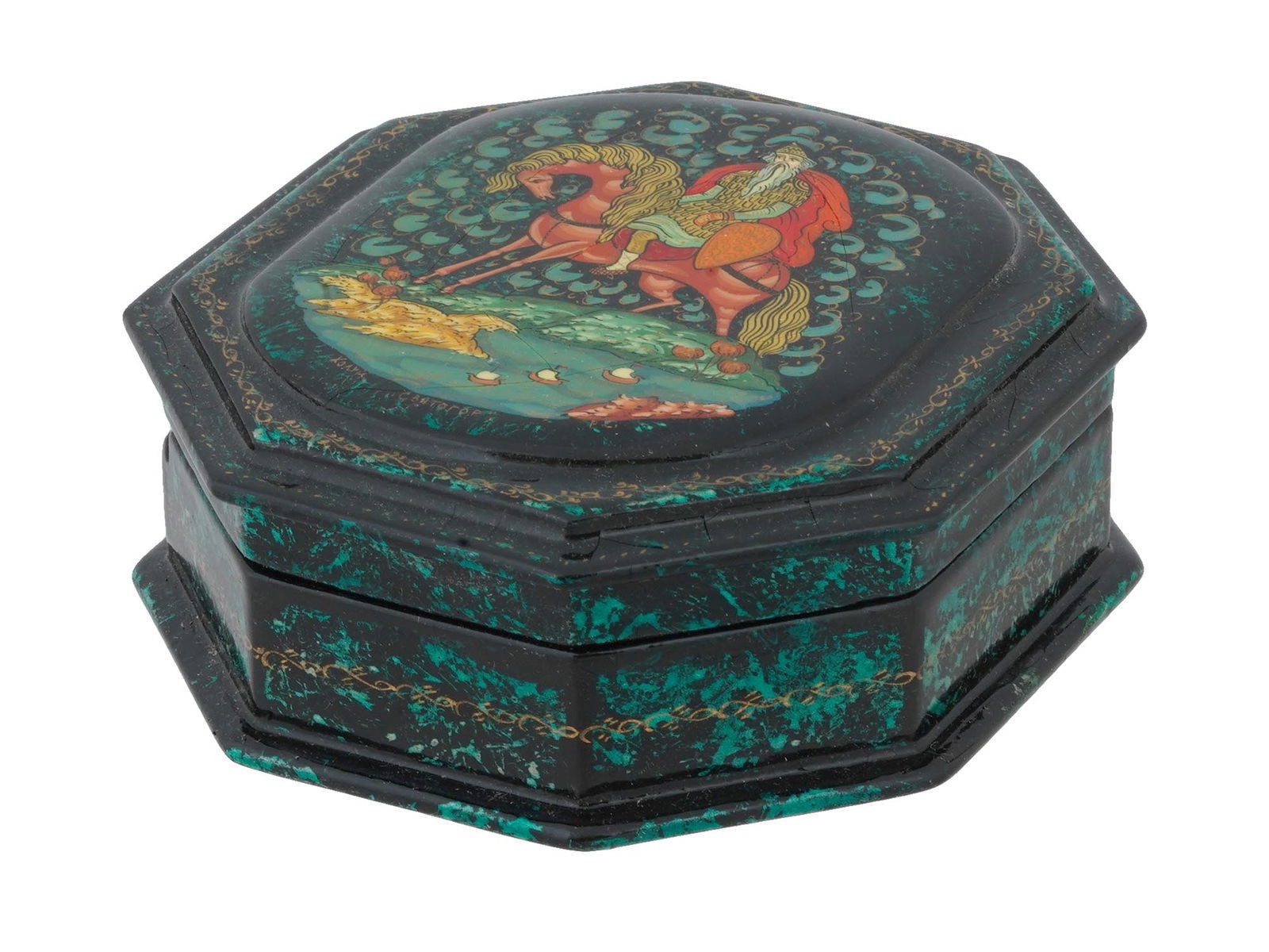 RUSSIAN TRADITIONAL LACQUERED KHOLUY TRINKET BOX (1 of 5)