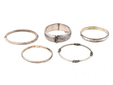 VINTAGE STERLING SILVER BANGLE BRACELETS (1 of 9)