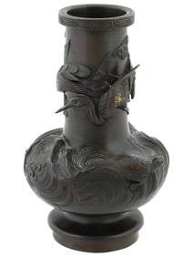 ANTIQUE JAPANESE MEIJI BRONZE VASE CRANES AND TURTLES (1 of 6)