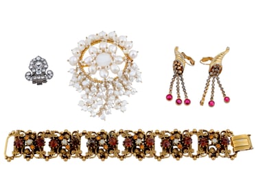 VINTAGE COSTUME JEWELRY AND NATURAL PEARL BROOCH